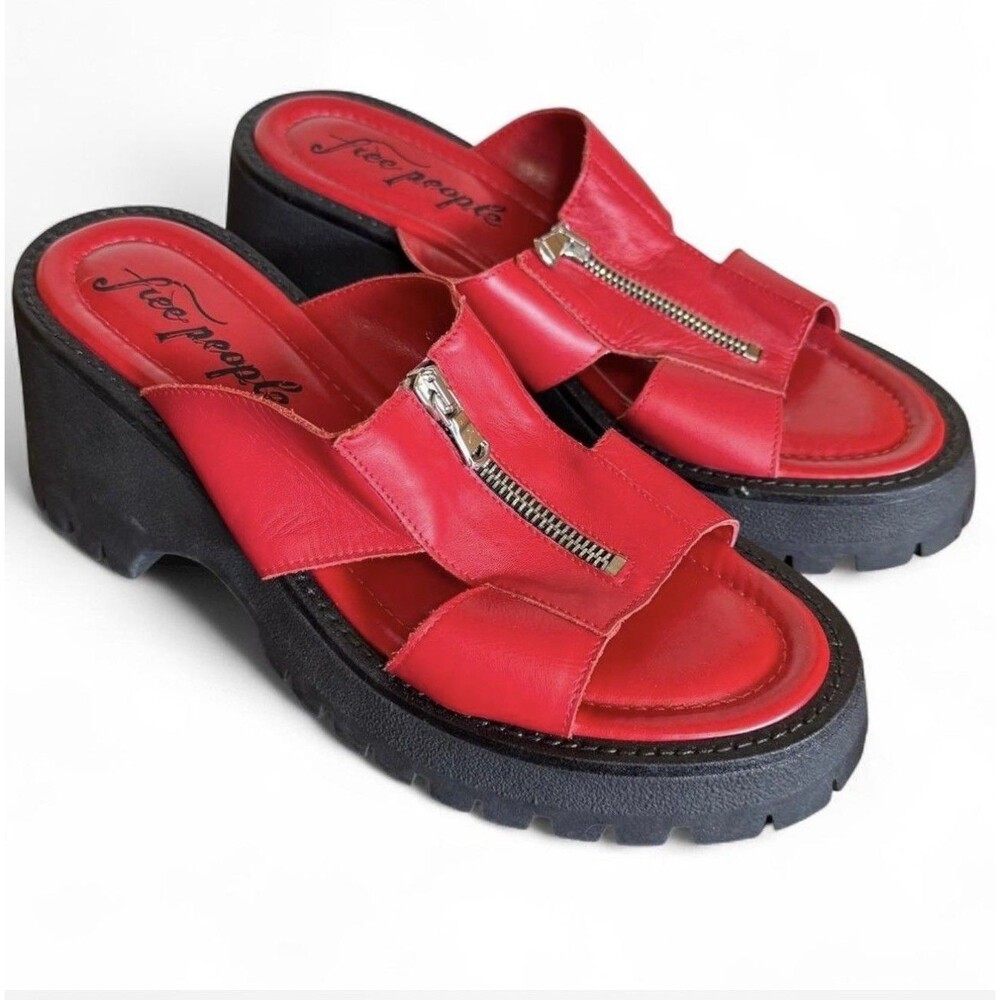 Free People Women's Wishbone Red Leather Grungy Platform Chunky Sandals